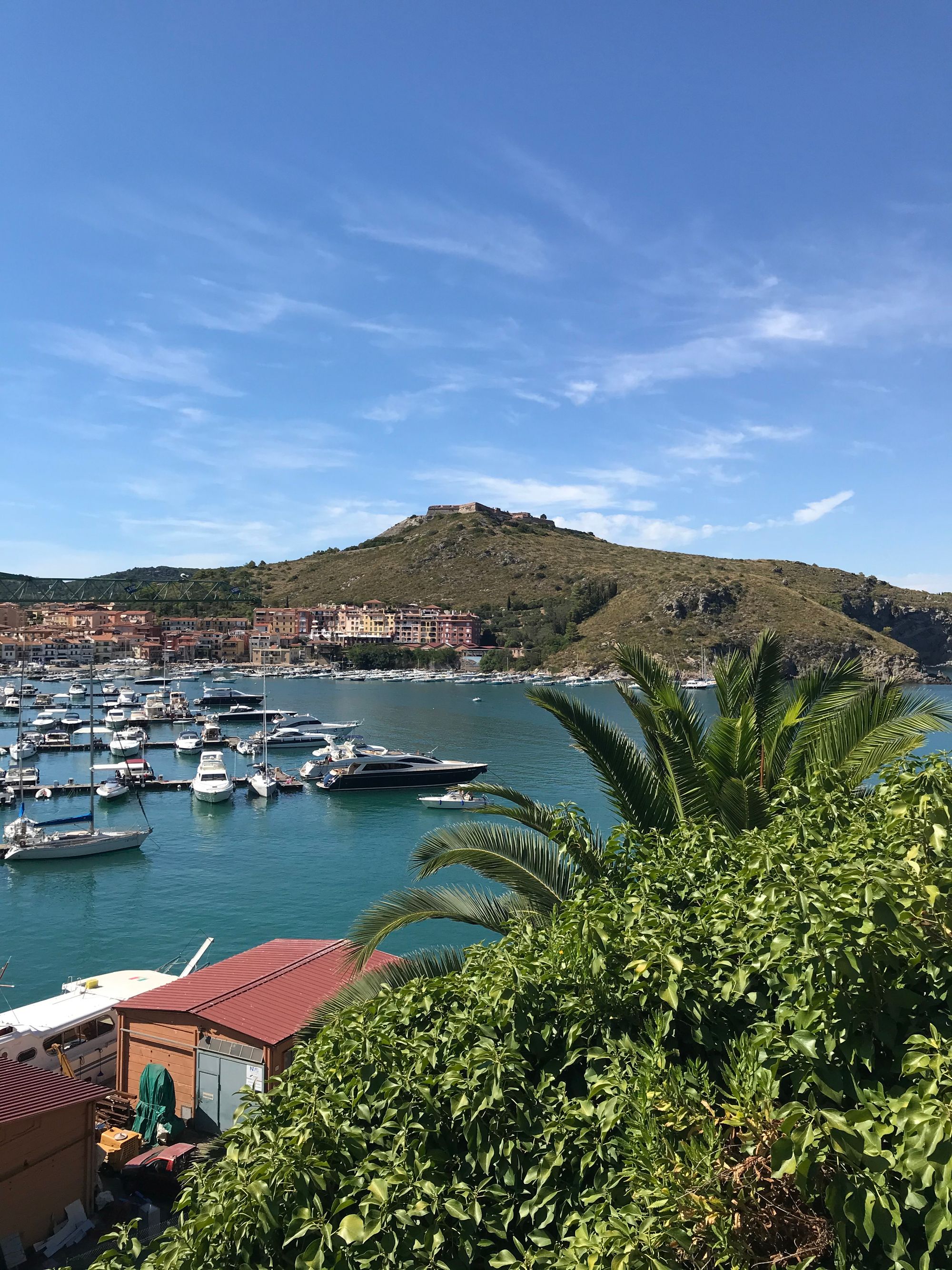 To See the Sea in Tuscany
