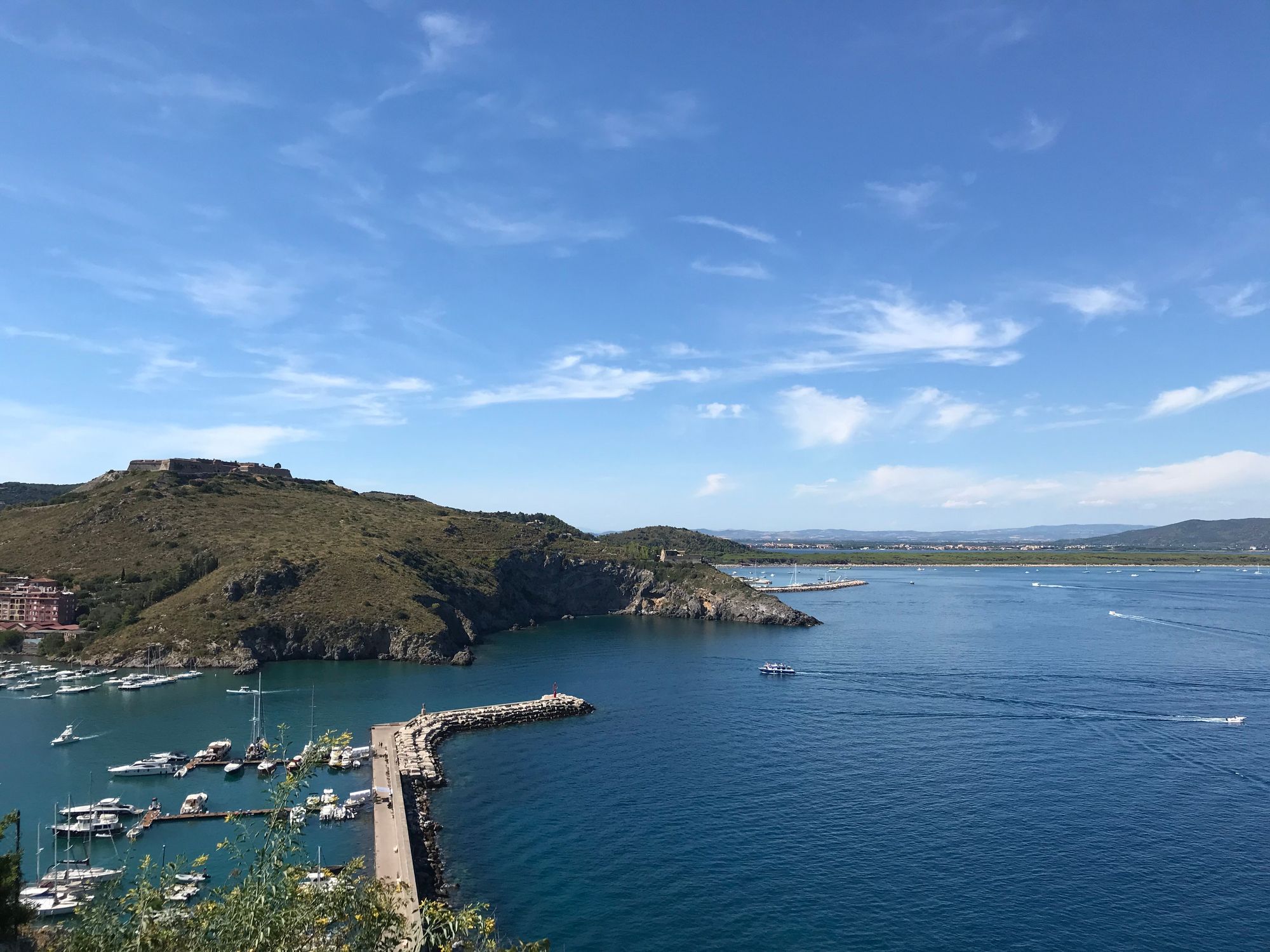 To See the Sea in Tuscany