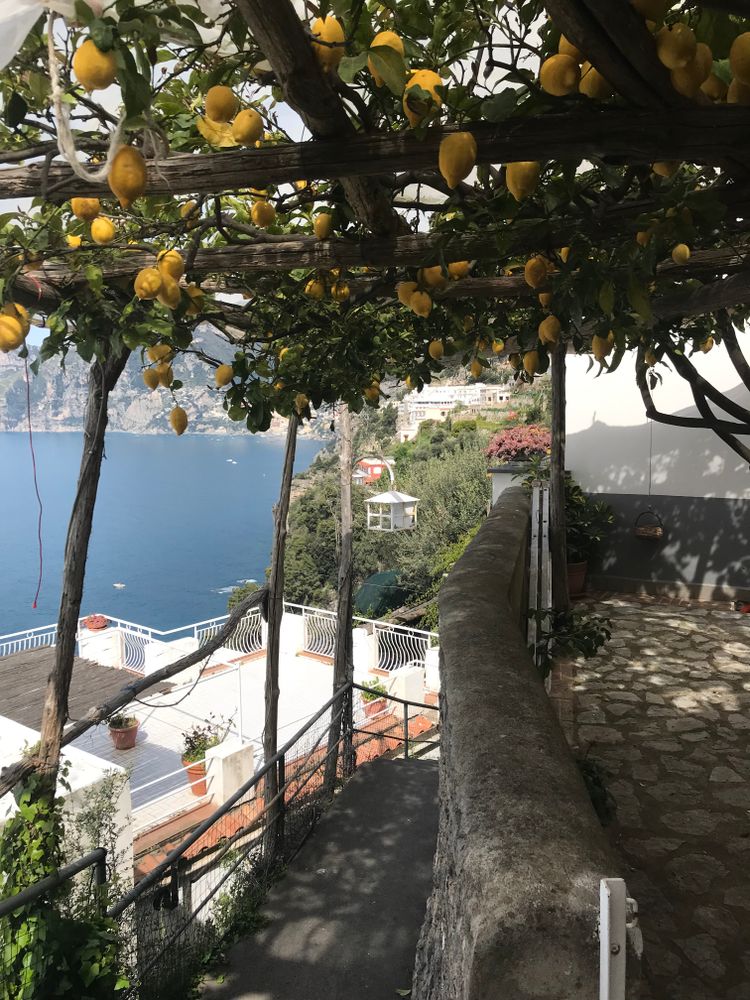 Amalfi Coast, the beautiful and damned